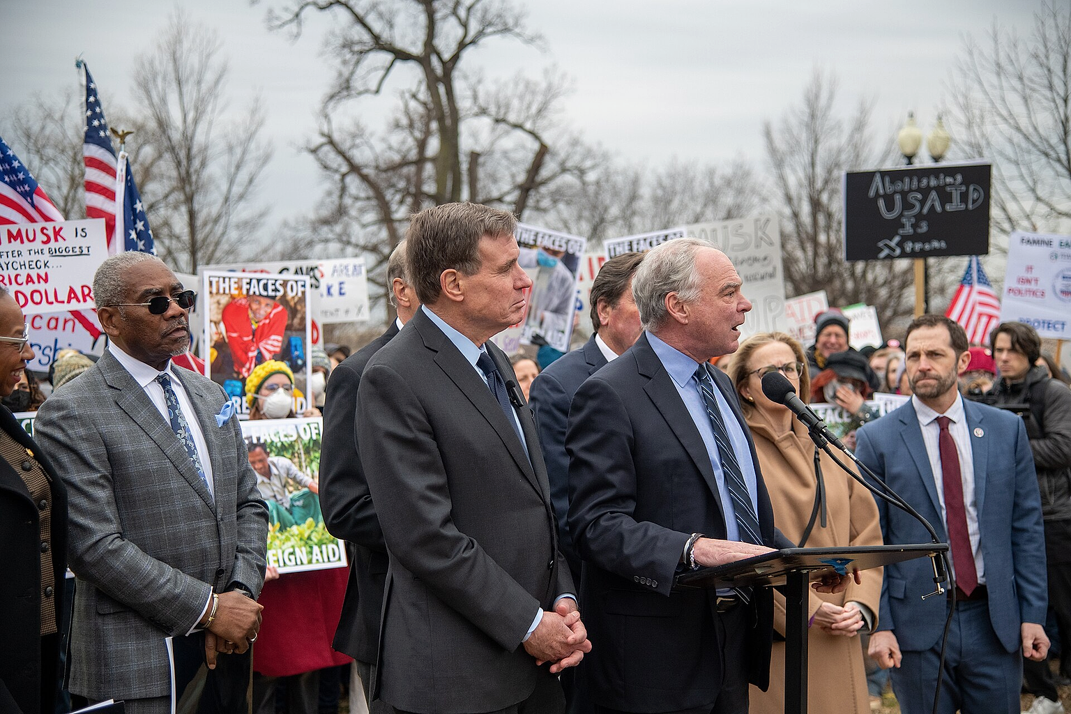 Senator Mark Warner stands with United States Agency for International Development (USAID) workers on 5 February 2025