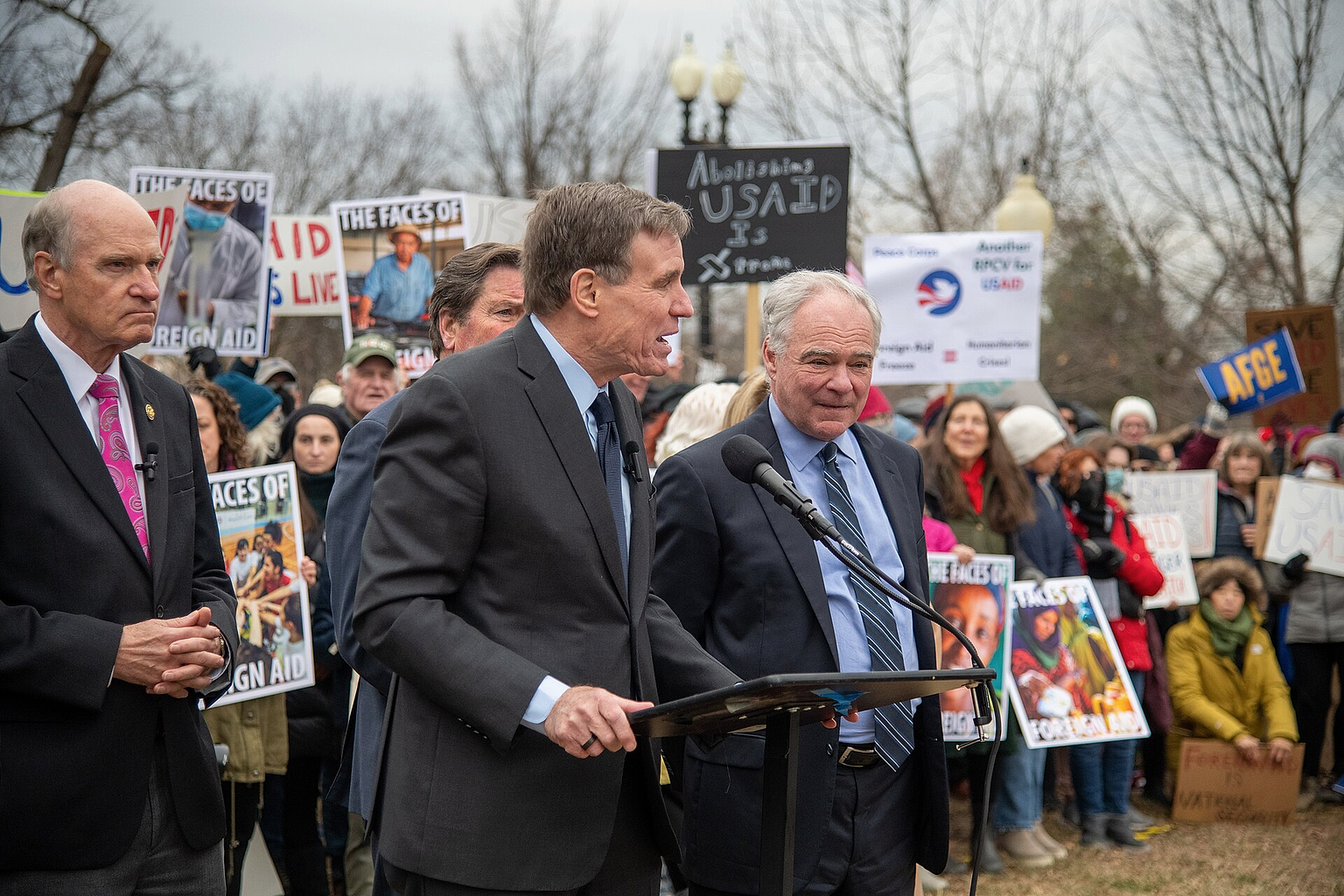 Senator Mark Warner stands with United States Agency for International Development (USAID) workers on 5 February 2025