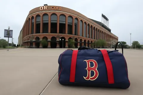 Grounded editorial scene illustrating Despite a prolonged travel delay from Chicago, the Boston Red Sox arrived just hours before their game and secured a 6-2 victory over the New York Mets at Citi Field.