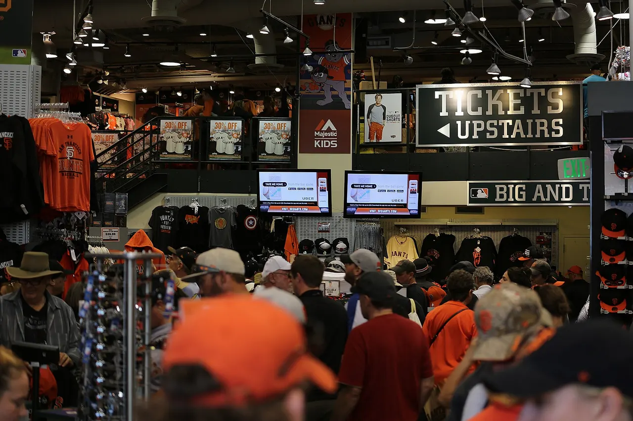 San Francisco Giants Fan Store (TK)
