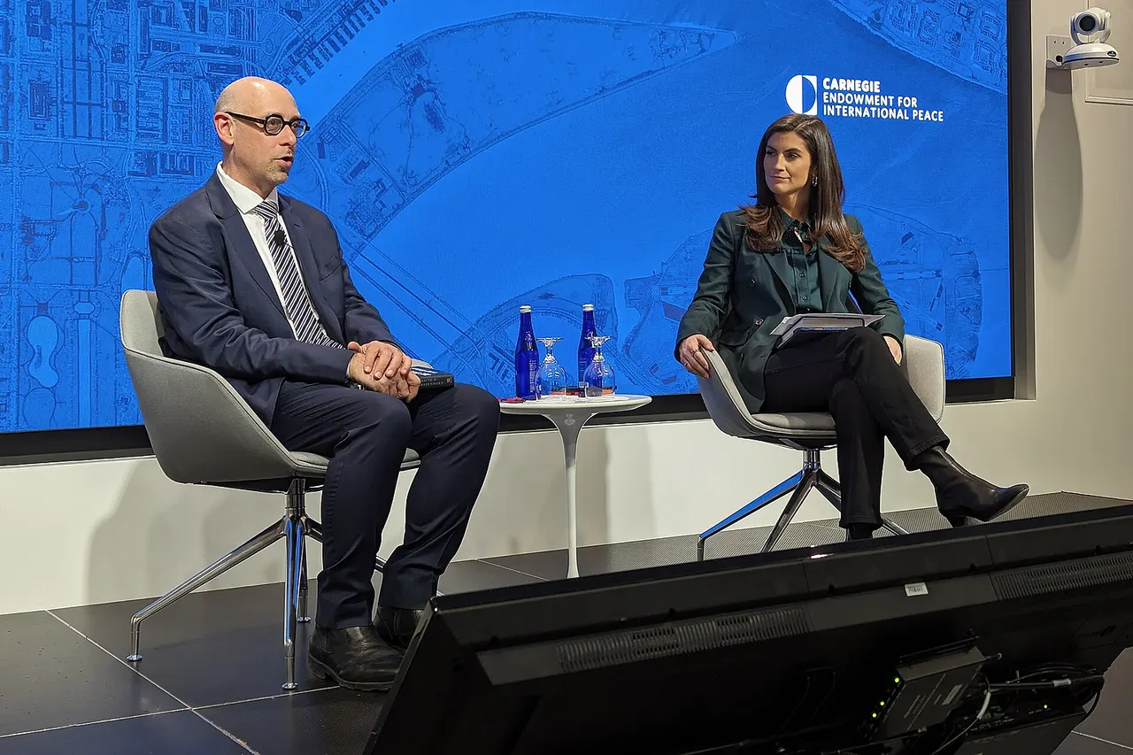 David Herszenhorn and Kaitlan Collins at Carnegie Endowment for International Peace