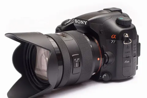Sony α77 with 16-50mm f/2.8 SSM lens.