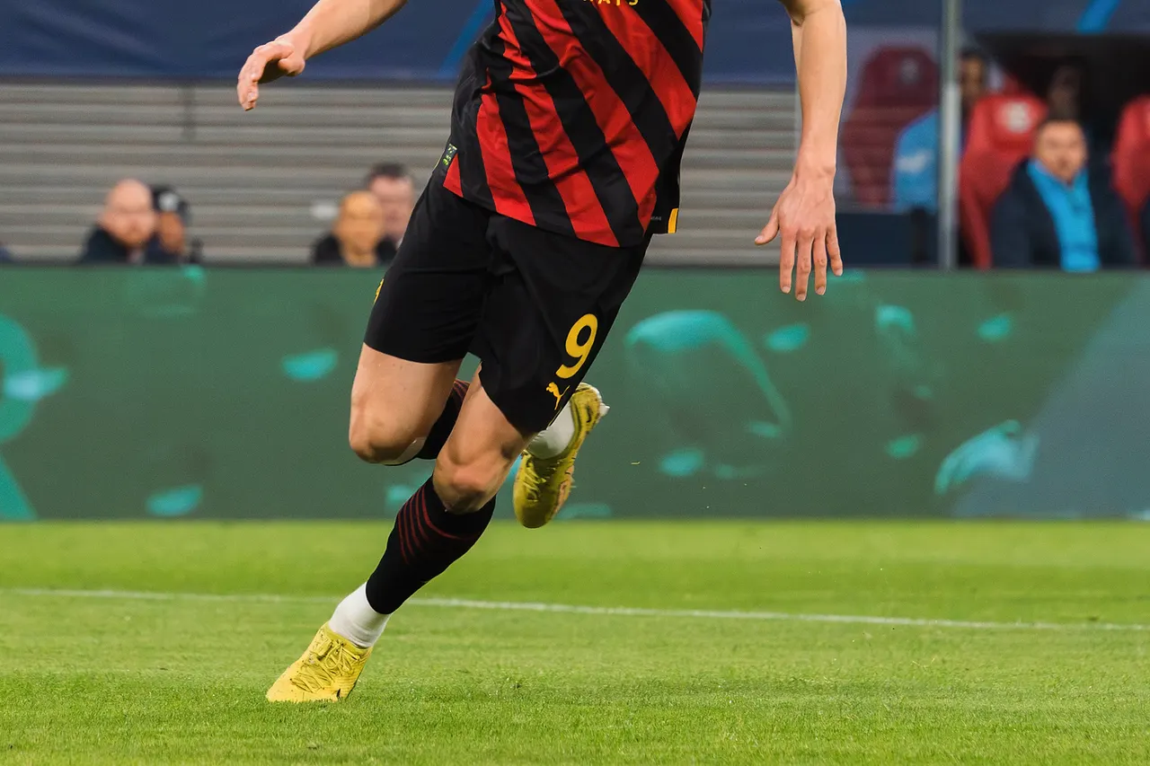 Erling Haaland playing for Manchester City against RB Leipzig in a UEFA Champions League match at the Red Bull Arena, Leipzig on 22 February 2023