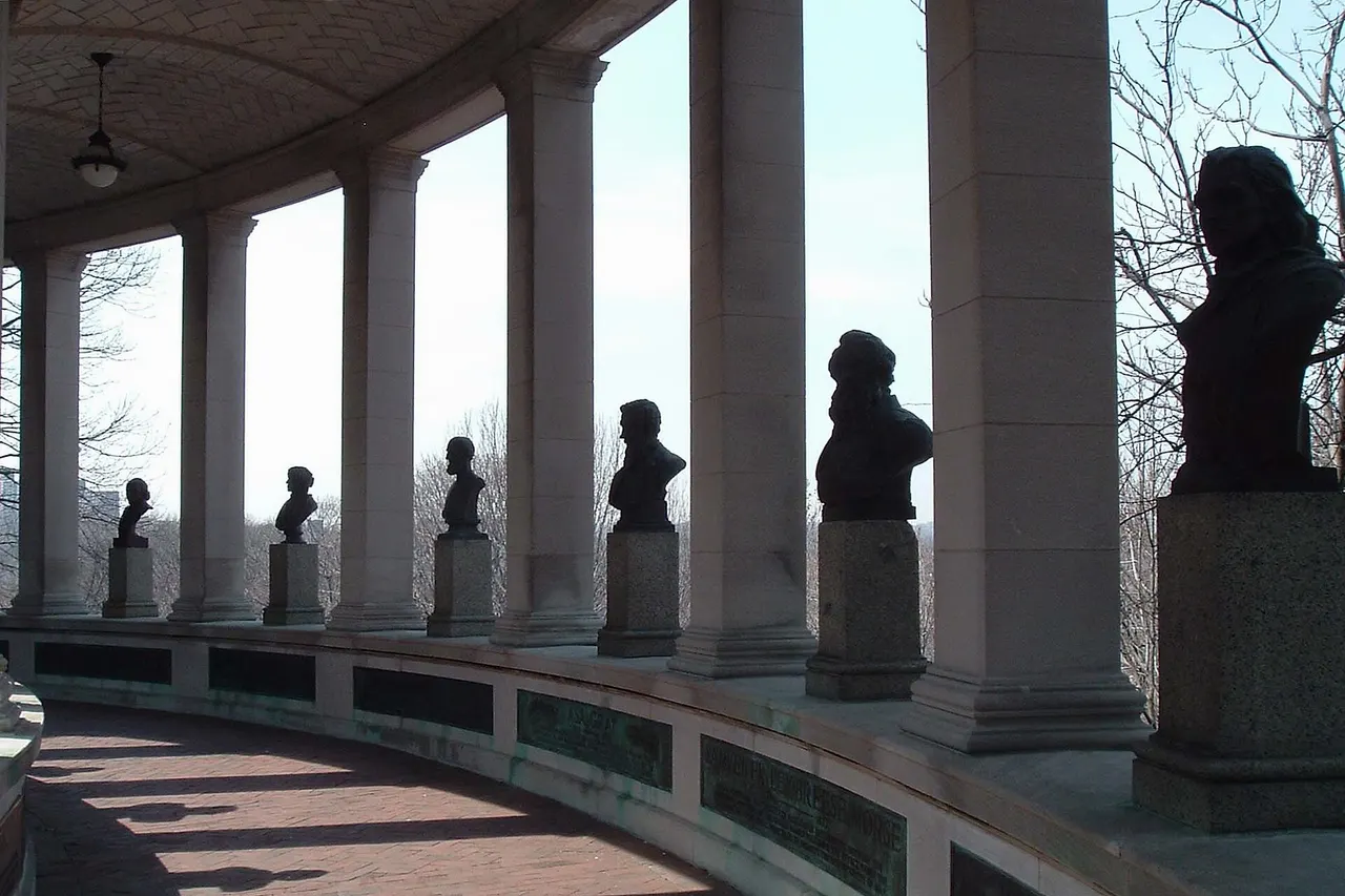 View of the "Hall of Fame for Great Americans" in New York City