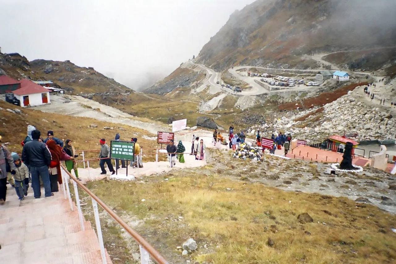 Stairs leading to Nathu Post from Indian side