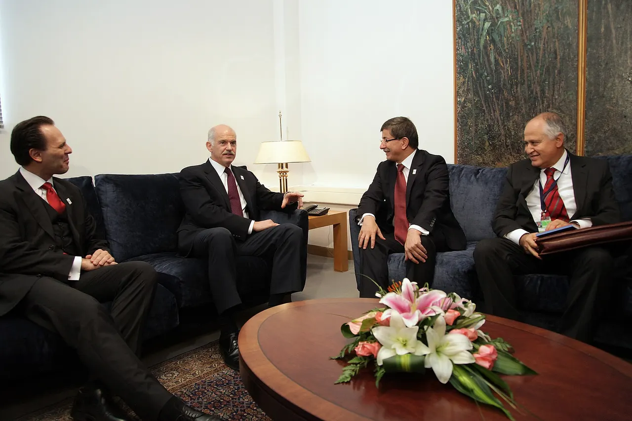 Prime Minister of Greece George Papandreou and Turkish Foreign Minister Ahmet Davutoğlu in Greece. December 2, 2009.
