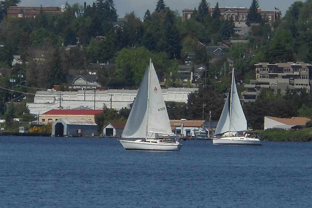Long-lens view from Lake Union Park, Seattle, Washington, north across Lake Union to the Wallingford neighborhood.