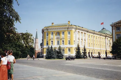 This photo was taken in June 1989, two years before the collapse of the Soviet Union. This shows the Senate building.
