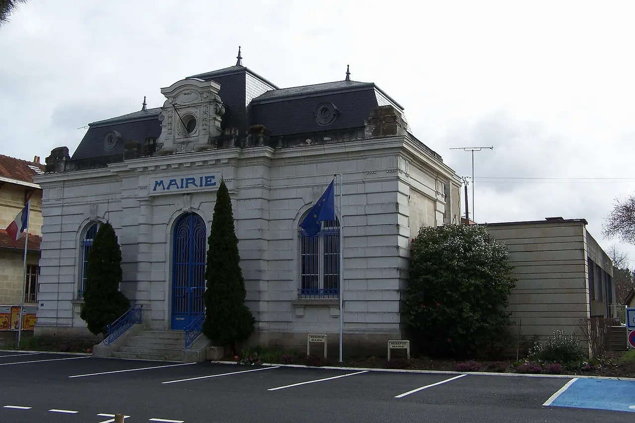 Mairie du Porge , Gironde , France