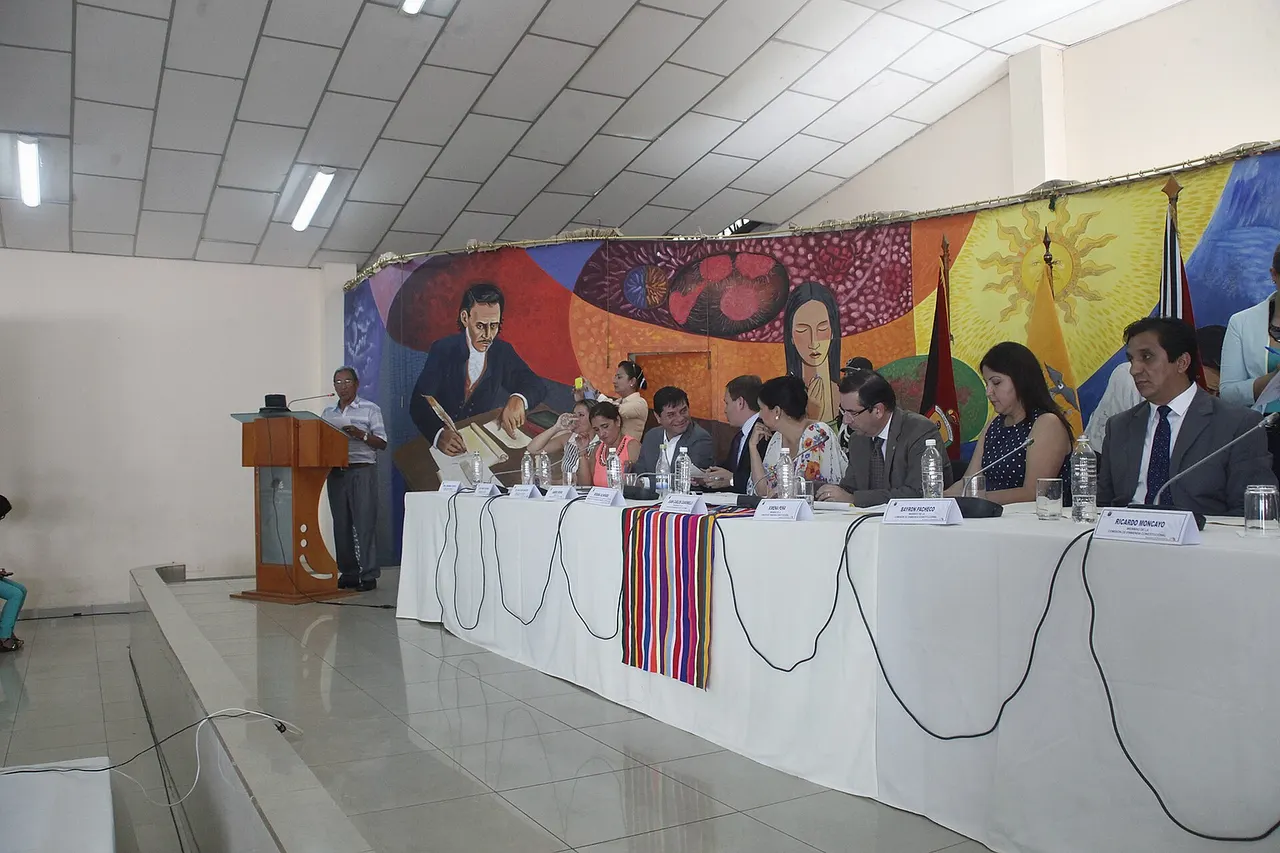 4 de mayo de 2015.- Comisión de Enmienda Constitucional realiza diálogo ciudadano en la ciudad de LUGAR: Salón Auditorio ASOMED en la ciudad de Santo Domingo de los Tsáchilas Fotografía: Hugo Ortiz / Asamblea Ecuador
