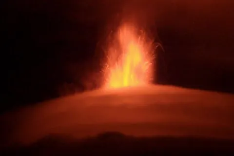 Volcán de Fuego, Guatemala. Erupcion 8 aug07
