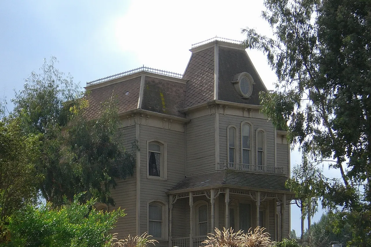 The set of the 1960 Hitchcock's movie Psycho at the Universal Studios Hollywood, California, USA