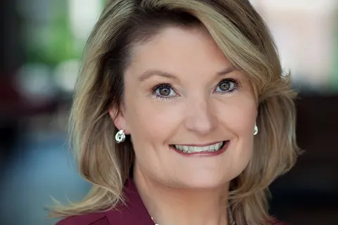 Portrait of Kansas State Senator Cindy Holscher