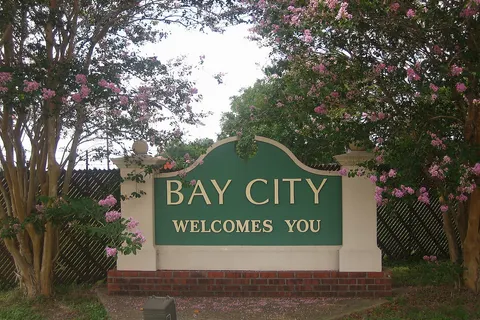Welcome sign of Bay City, Texas , USA