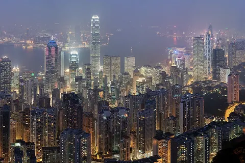 A 26 segment × 3 exposure (78 frames in total) panoramic view of the Hong Kong skyline taken from a path around Victoria Peak.