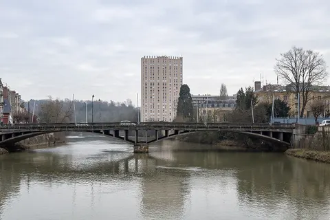 Pont d’Arches and river Maas (Meuse) in Mézières, Charleville-Mézières , France