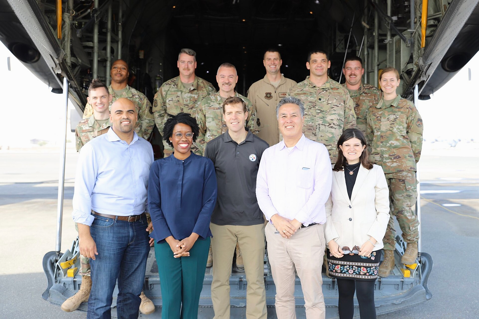 I am so thankful for our men and women in uniform, and the many selfless sacrifices they make in service to our nation. I was honored to travel with my Veterans’ Affairs Committee colleagues to spend Thanksgiving with service-members currently overseas.