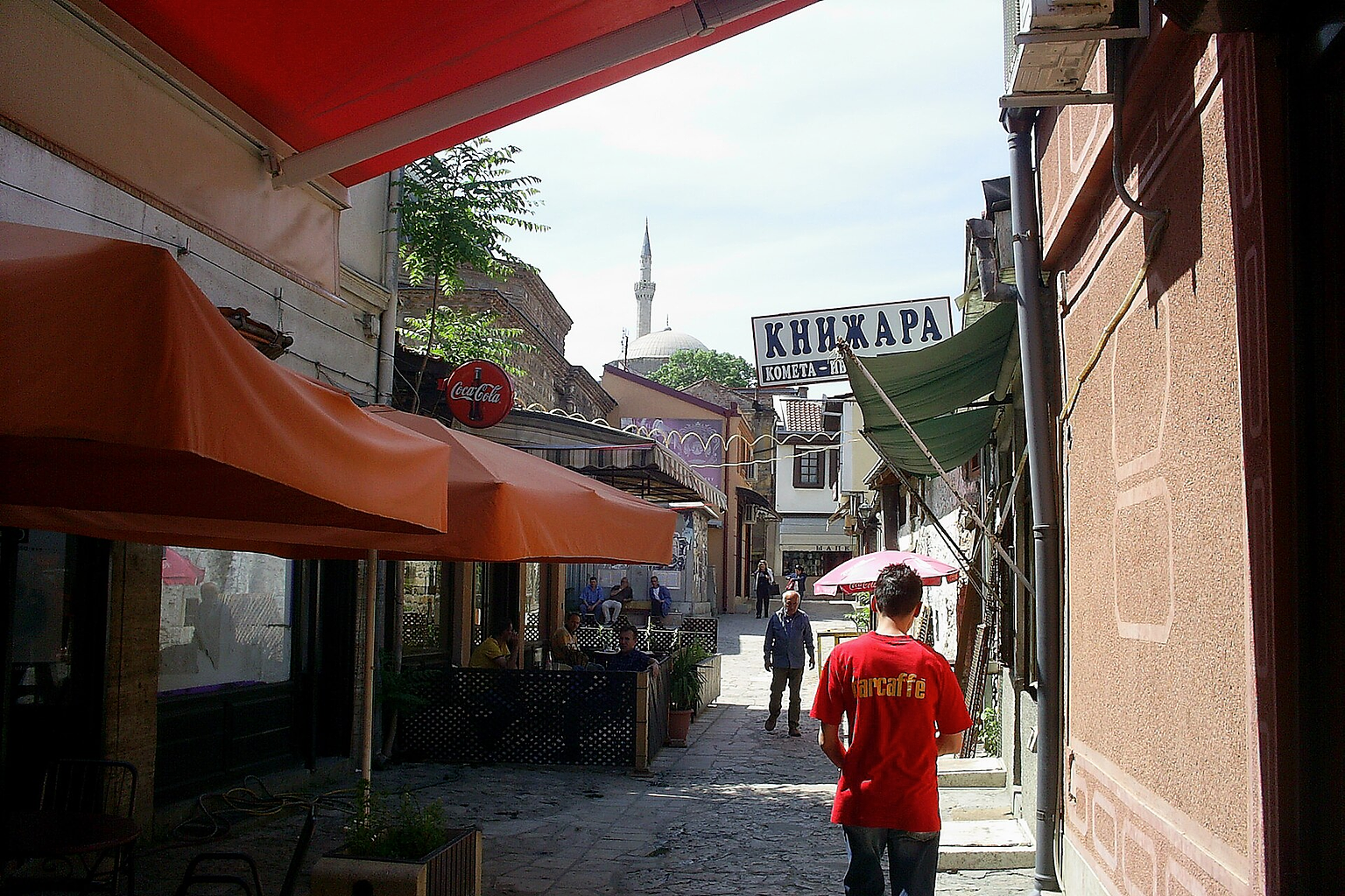 Old street in en:Skopje .