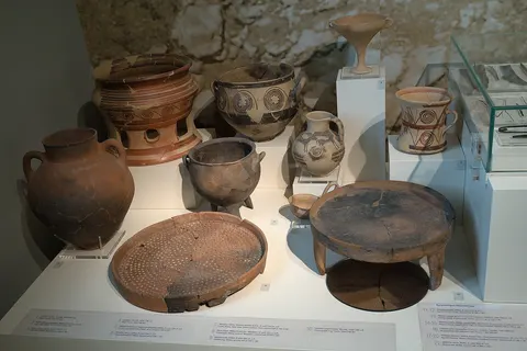 Mycenaean pottery from Midea and Tiryns, 1350-1180 BC. Archaeological Museum of Nafplio.
