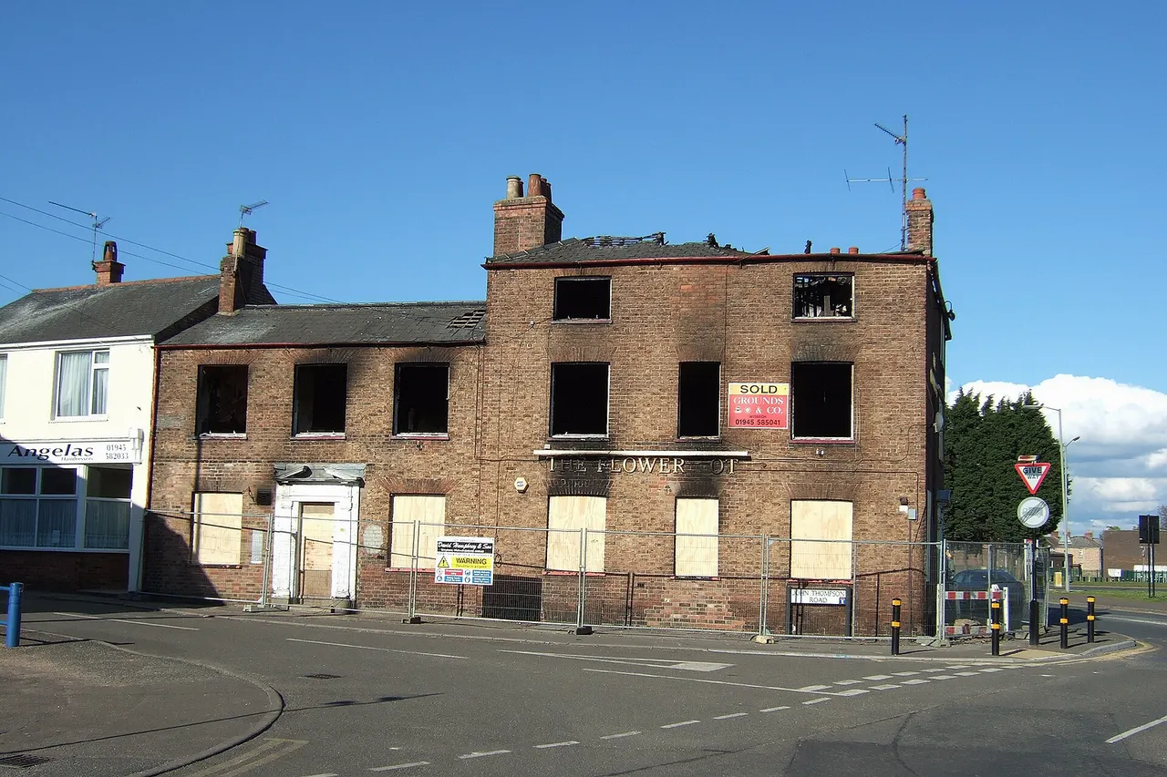Suspected arson, was it Bill or was it Ben?