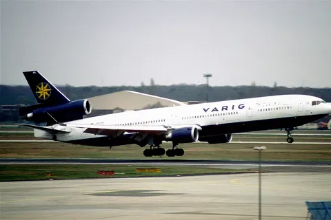 18fa - VARIG MD-11; PP-VPN@FRA;01.04.1998