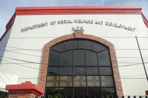Department of Social Welfare and Development (Philippines) Legislative districts of Manila 3rd District, Barangays 390, 391, 392 and 393, Zone 40, District III, Quiapo, Manila , City of Manila .