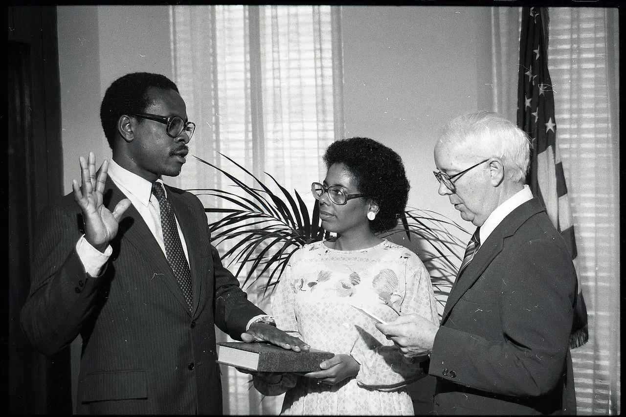 Future Justice Clarence Thomas is sworn in as Assistant Secretary of Education for the Office for Civil Rights