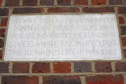 Stone plaque commemorating Henry Tonks at 1 The Vale, Chelsea, London SW3 6AG